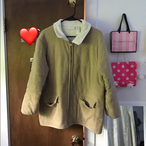 Liz Claiborne Tan Fleece Jacket with Zipper - Picture 1 of 4